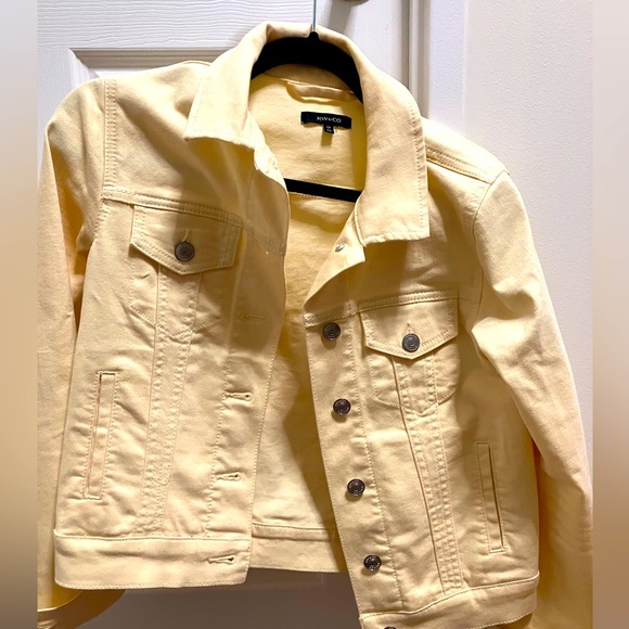 RW&Co Jean Jacket - Picture 1 of 2
